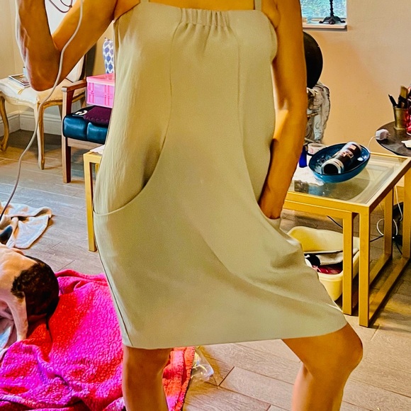 Poleci Adjustable Work Dress w deep pockets like new 6 - Picture 4 of 10